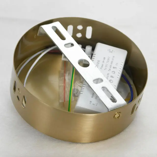 Светильник Lussole LSP-7021 КОНКОРД — бронза, ракурс 8