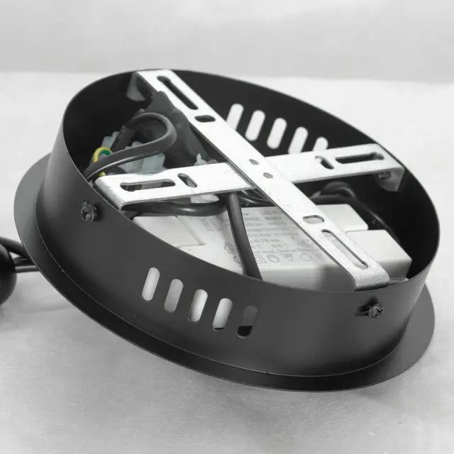 Светильник Lussole LSP-7070 БЕНД — черный, ракурс 4