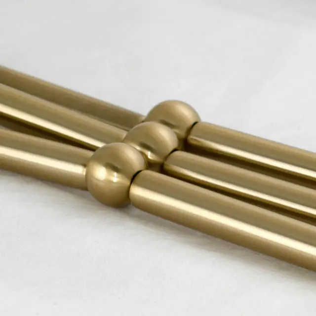 Светильник Lussole LSP-7072 БЕНД — золотой, ракурс 3