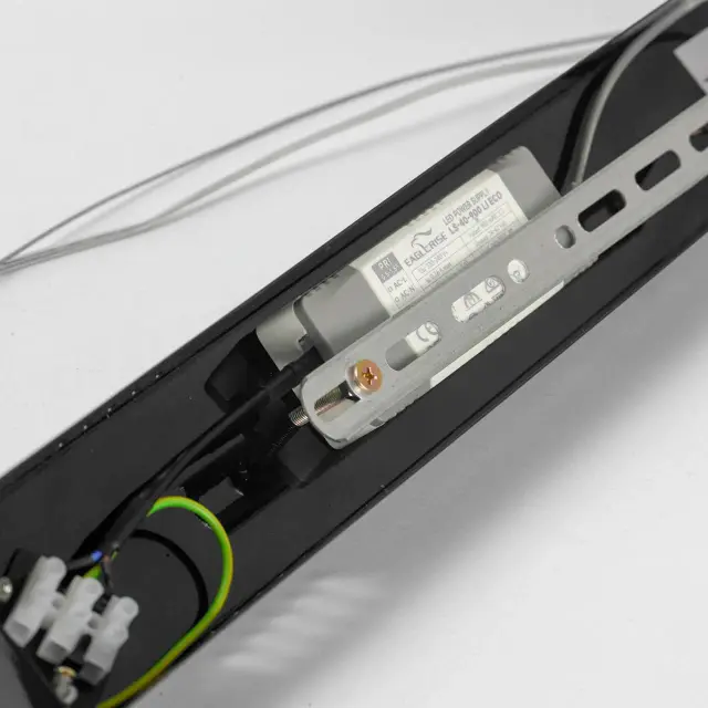 Светильник Lussole LSP-7090 КЕНТ — черный, ракурс 6