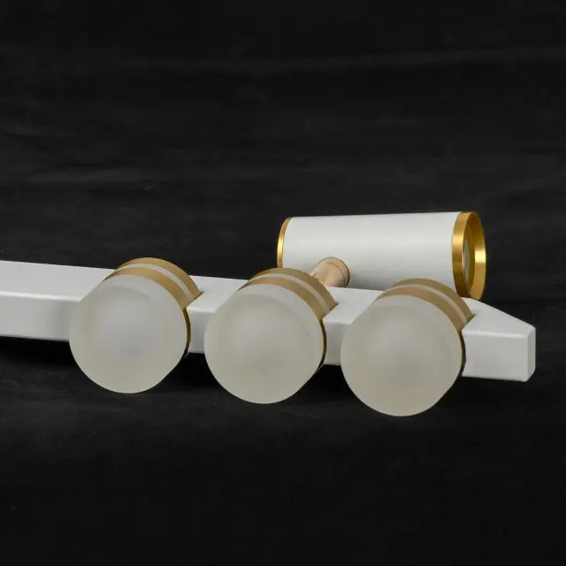 Светильник Lussole LSP-7175 ГИЛБЕРТ — белый, ракурс 2