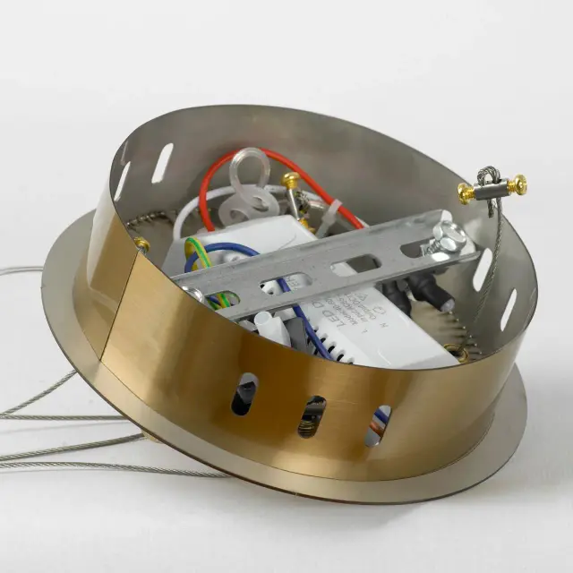 Люстра Lussole LSP-7217 КОНЕКУ — золотой, ракурс 6