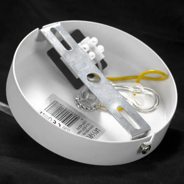 Люстра Lussole LSP-8270 КЕННЕР — белый, ракурс 5
