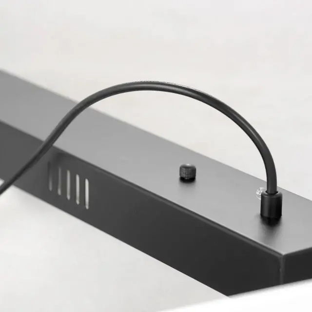 Светильник Lussole LSP-8450 РИВЕР — черный, ракурс 4