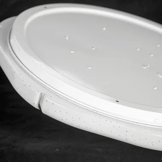 Светильник Lussole LSP-8470 МУНЛАЙТ — белый, ракурс 3