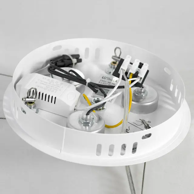 Светильник Lussole LSP-8602 КУСЦИНО — белый, ракурс 6