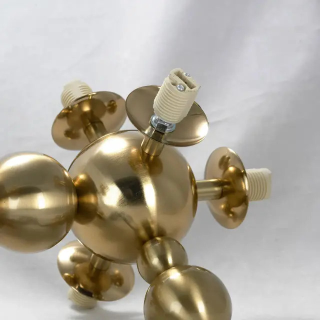 Светильник Lussole LSP-8650 КОВИНГТОН — золотой, ракурс 3
