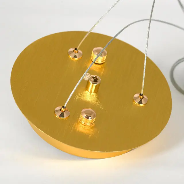 Люстра Lussole LSP-8851 МЕСА — золотой, ракурс 7