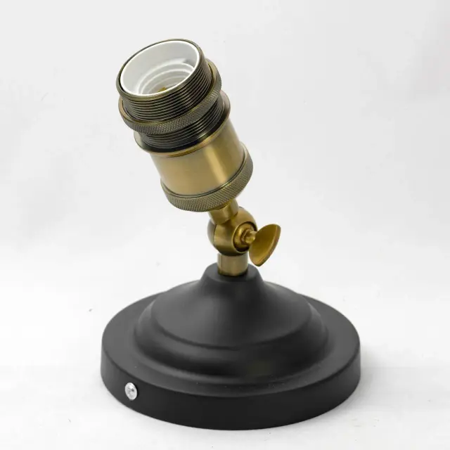Спот Lussole LSP-9109 СЕНТЕРИЧ — черный, ракурс 3