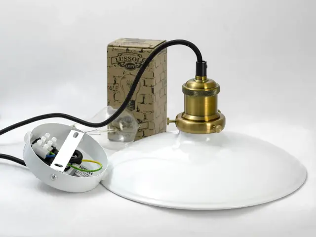 Светильник Lussole LSP-9605 ГЛЕНКОВ — черный, ракурс 3