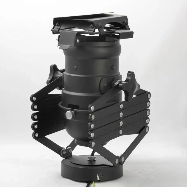 Спот Lussole LSP-9702 ТОРНТОН — черный, ракурс 3