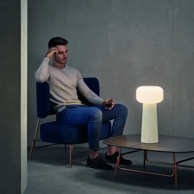 Настольная лампа Mantra 7248 FARO — белый, ракурс 4