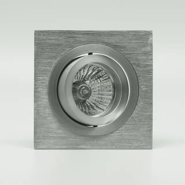 Точечный светильник Mantra C0006 BASICO GU10 — алюминий, ракурс 3