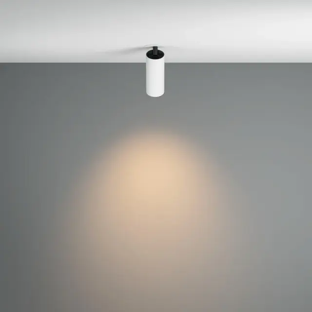Встраиваемый точечный светильник Maytoni FOCUS LED — белый, ракурс 5