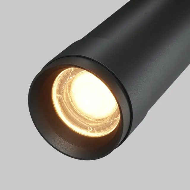 Накладной точечный светильник Maytoni FOCUS ZOOM — черный, ракурс 3