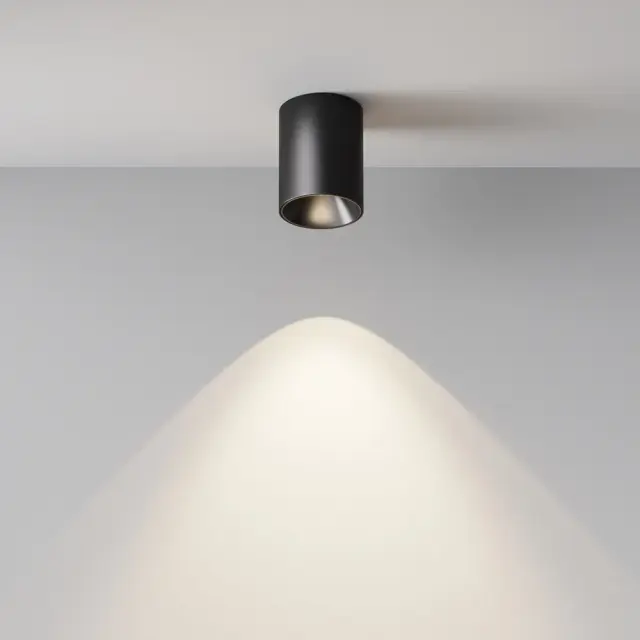 Накладной точечный светильник Maytoni ALFA LED — черный, ракурс 3