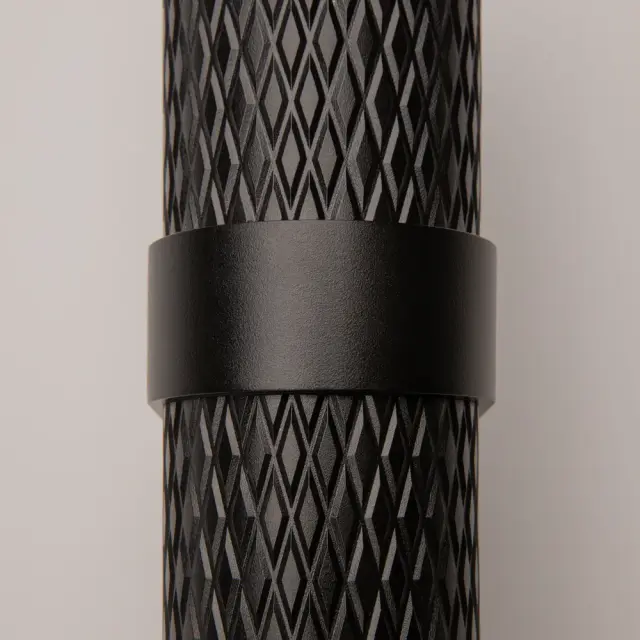 Накладное бра Maytoni FOCUS DESIGN — черный, ракурс 5