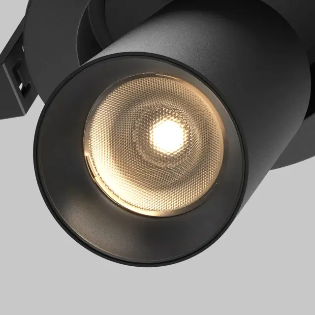 Встраиваемый точечный светильник Maytoni FOCUS LED — черный, ракурс 3