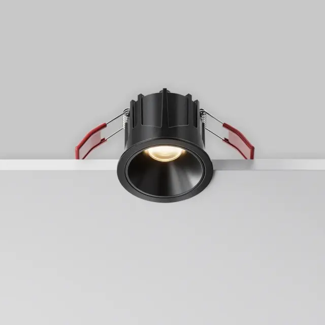 Встраиваемый точечный светильник Maytoni ALFA LED — черный, ракурс 2