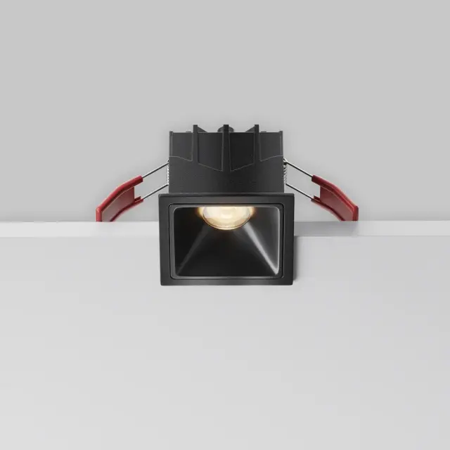 Встраиваемый точечный светильник Maytoni ALFA LED — черный, ракурс 2