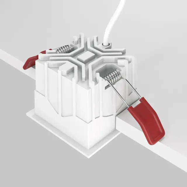 Встраиваемый точечный светильник Maytoni ALFA LED — черный, ракурс 4