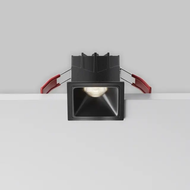 Встраиваемый точечный светильник Maytoni ALFA LED — черный, ракурс 2