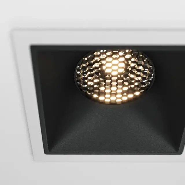 Встраиваемый точечный светильник Maytoni ALFA LED — черный, ракурс 8