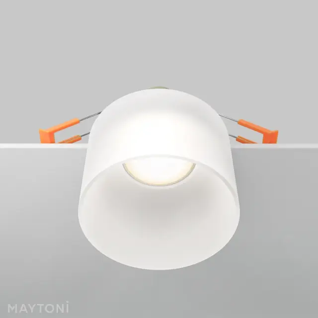 Встраиваемый точечный светильник Maytoni GLASERA — белый, ракурс 3