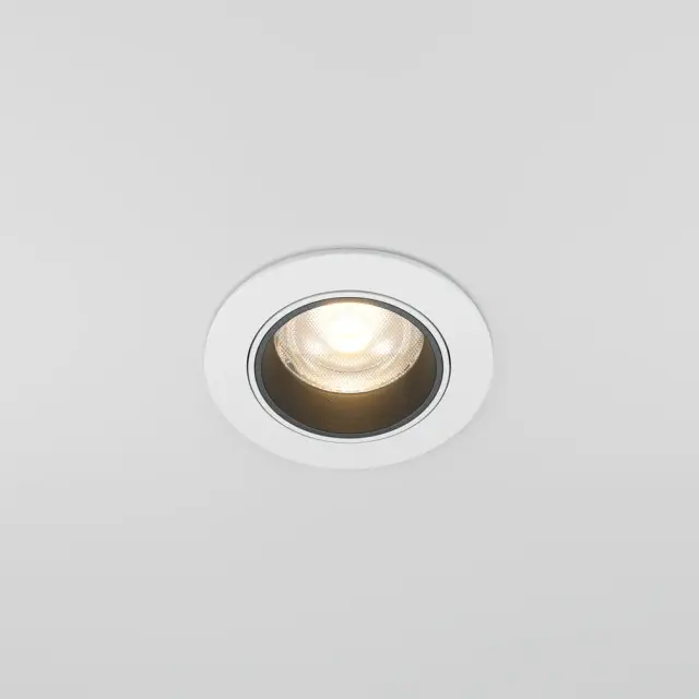 Встраиваемый точечный светильник Maytoni FOCUS LED — белый, ракурс 5