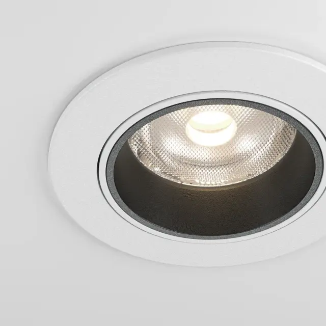Встраиваемый точечный светильник Maytoni FOCUS LED — белый, ракурс 3