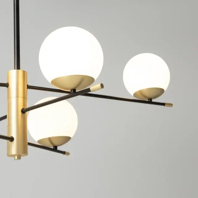 Потолочная люстра Maytoni NOSTALGIA — белый, ракурс 5