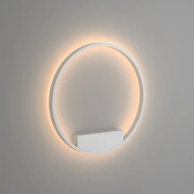 Накладное бра Maytoni RIM — белый
