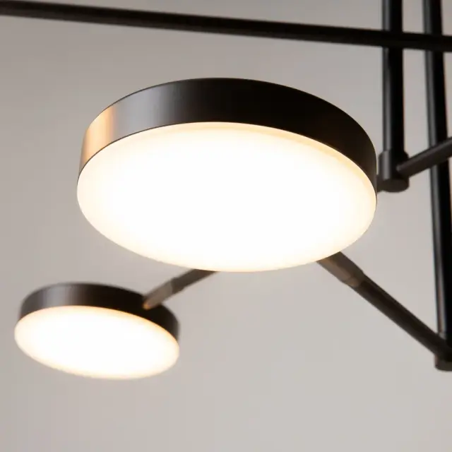 Потолочная люстра Maytoni FAD — белый, ракурс 6
