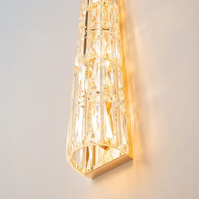 Накладное бра Maytoni FACET — прозрачный, ракурс 7