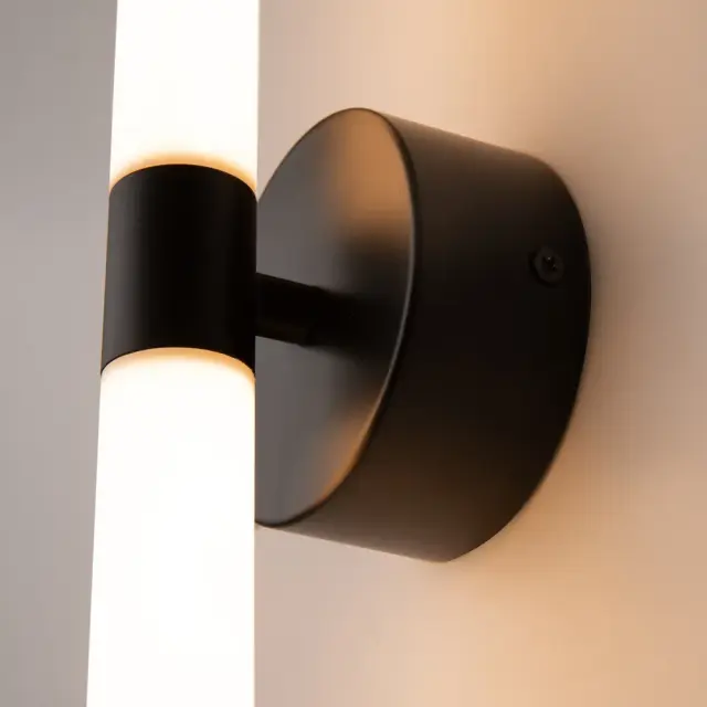 Накладное бра Maytoni AXIS — белый, ракурс 4