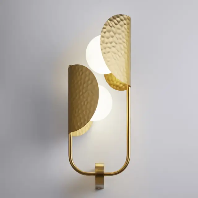 Бра Maytoni TROPIC — латунь, ракурс 4