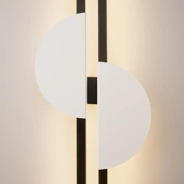 Накладное бра Maytoni SKYLINE — черный, ракурс 5