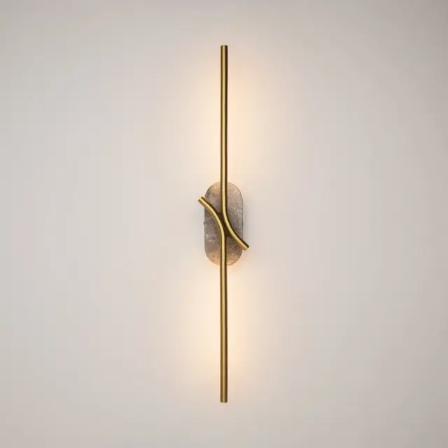 Накладное бра Maytoni RENAISSANCE — латунь, ракурс 4