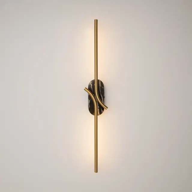 Накладное бра Maytoni RENAISSANCE — латунь, ракурс 4