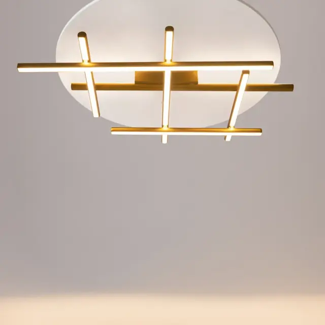 Потолочный светильник Maytoni RADIANCE — золотой, ракурс 2