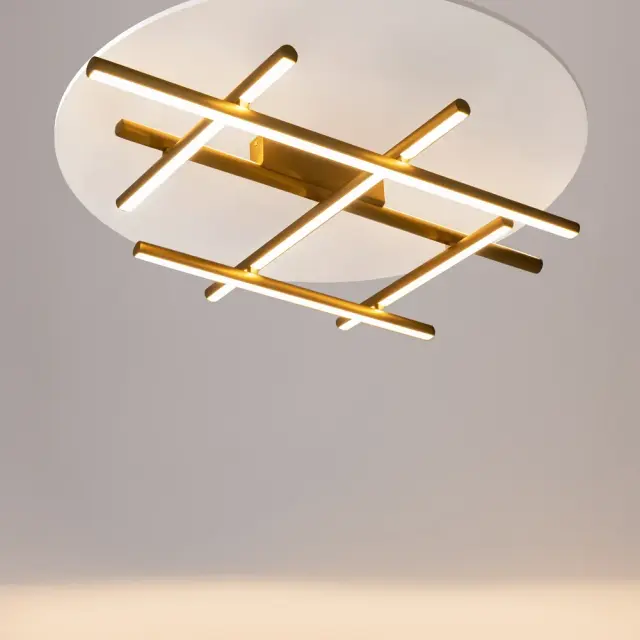 Потолочный светильник Maytoni RADIANCE — золотой, ракурс 3