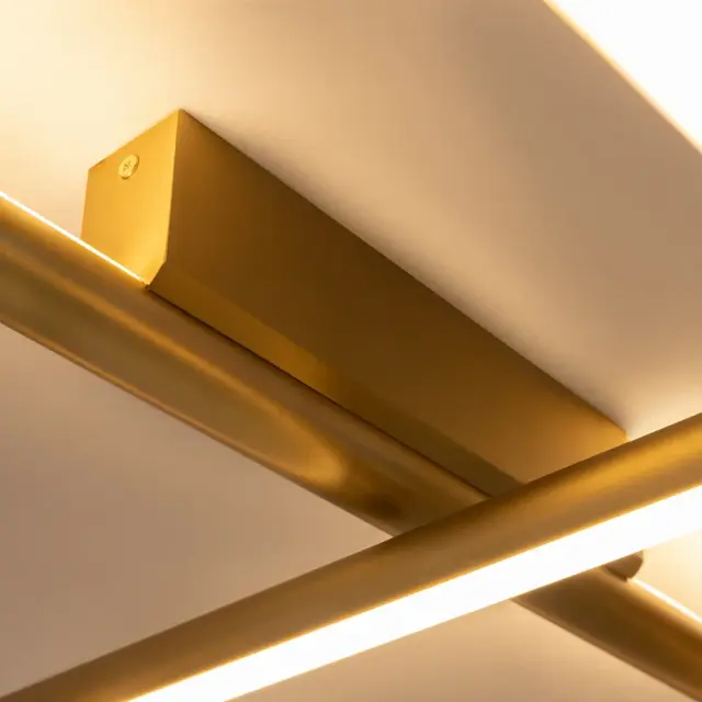 Потолочный светильник Maytoni RADIANCE — золотой, ракурс 6