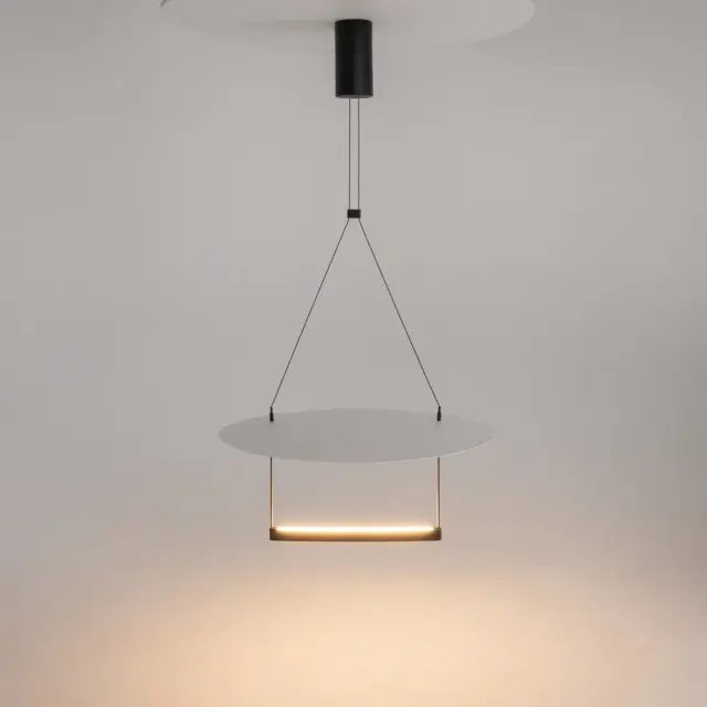 Подвесной светильник Maytoni AMBIENCE — белый, ракурс 3