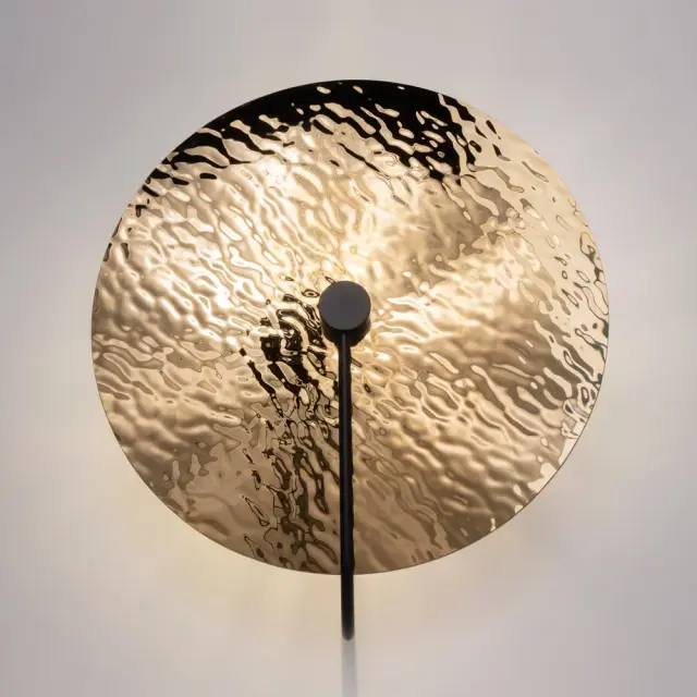 Накладное бра Maytoni MARE — черный, ракурс 3