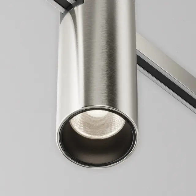Трековый светильник Maytoni FOCUS LED — магнитные, никель, ракурс 2