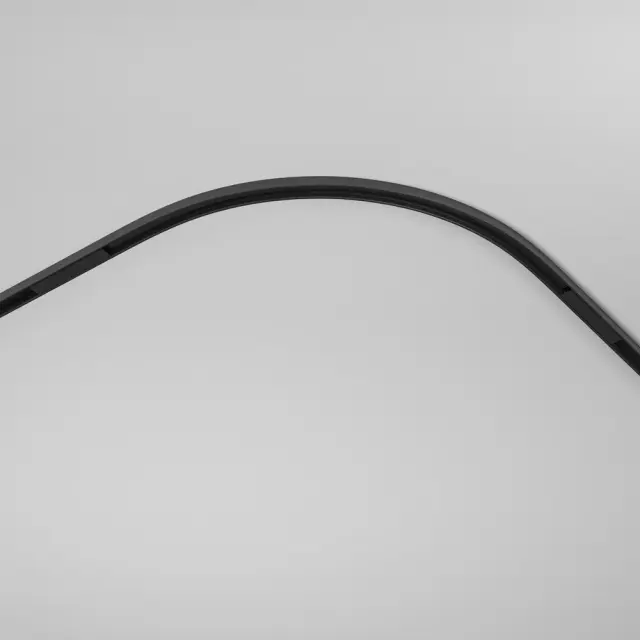 Коннектор Maytoni ACCESSORIES FOR TRACKS BASITY — магнитные, черный, ракурс 3