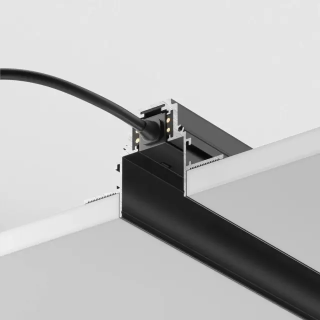 Шинопровод Maytoni BUSBAR TRUNKINGS — магнитные, черный, ракурс 2