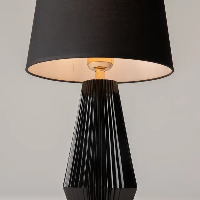 Настольная лампа Maytoni CALVIN TABLE — черный, ракурс 5