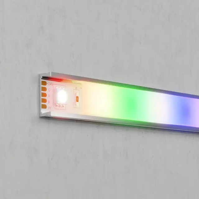 Светодиодная лента 24В 5050 14,4Вт/м Цветная (RGB) + 4000K 5м IP20, ракурс 3