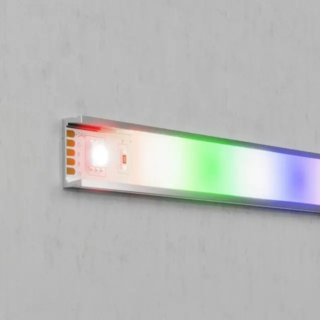 Светодиодная лента 24В 5050 14,4Вт/м Цветная (RGB) + 6000K 5м IP20, ракурс 3